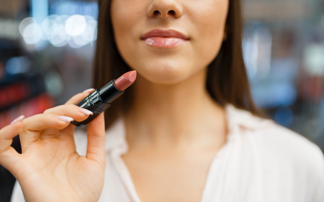 Makeup Transfers on Holiday Outfits: Safe Ways to Remove Them